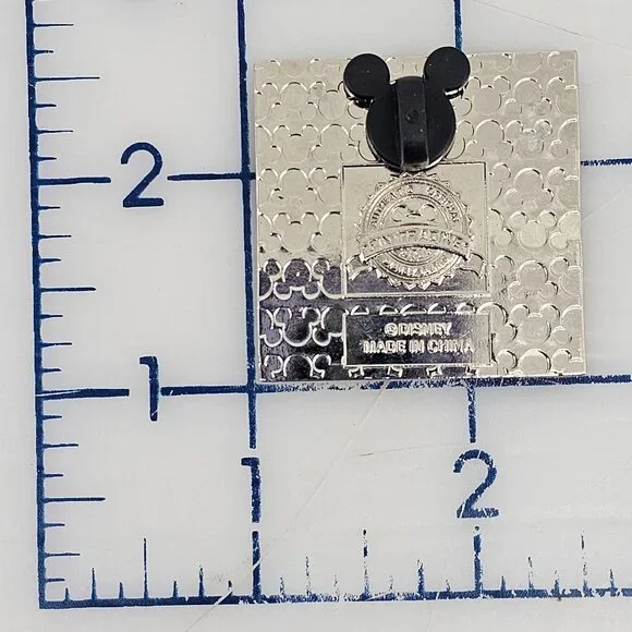 DISNEY Pin Trading ~Character Deluxe Starter Set ~ Donald Duck ~ 2013 - Picture 11 of 11